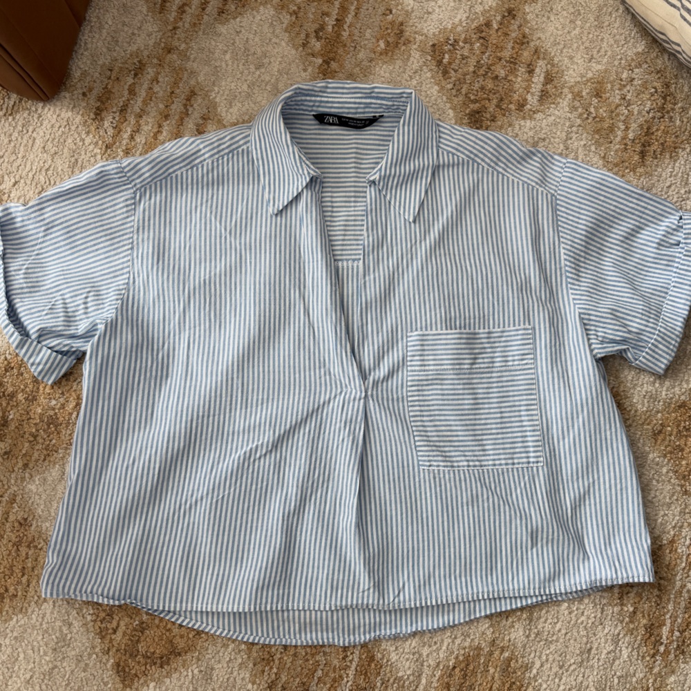 Zara Light Blue and White Striped Short Sleeve Shirt